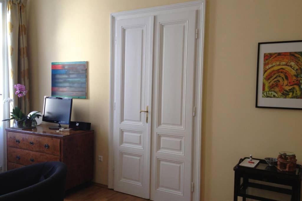 Charmantes Wiener Jugendstilhaus Kostenloses Wlan Dış mekan fotoğraf